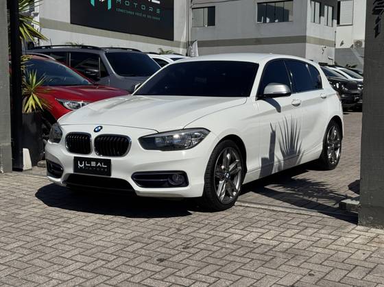 BMW 120i 2.0 16V SPORT ACTIVEFLEX 4P AUTOMÁTICO BMW 120i 2.0 16V SPORT ACTIVEFLEX 4P AUTOMÁTICO